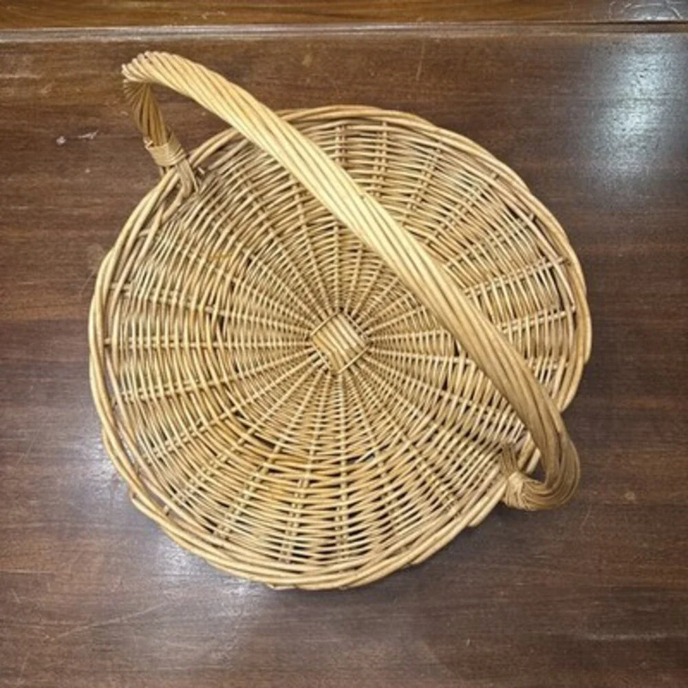 Large Vintage Wicker Gathering Basket Garden Flower Herb French Country